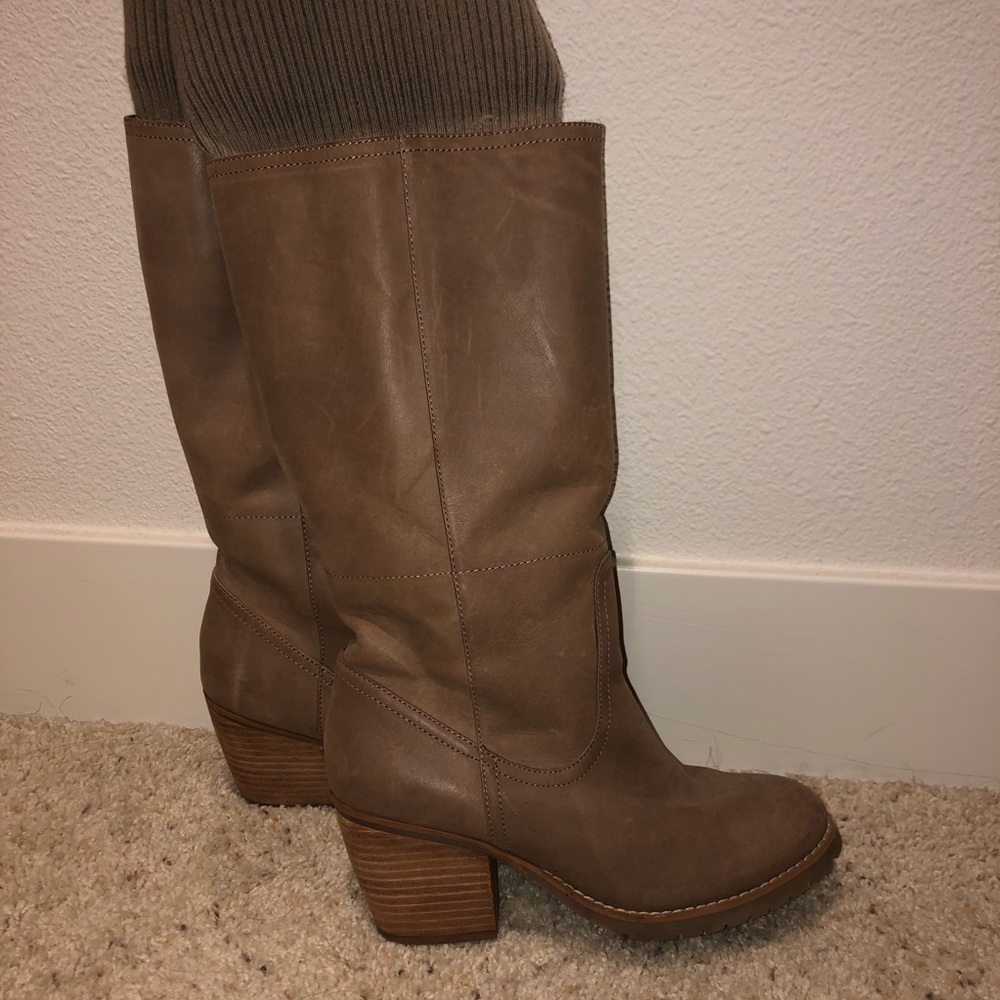 Boots w/ Leg Warmers